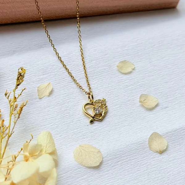 Gold_Aero_Heart_Anti_Tarnish_Locket